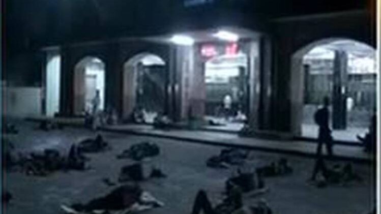 दिल्ली: ट्रेन की बोगी में मिली दो महिलाओं की लाश