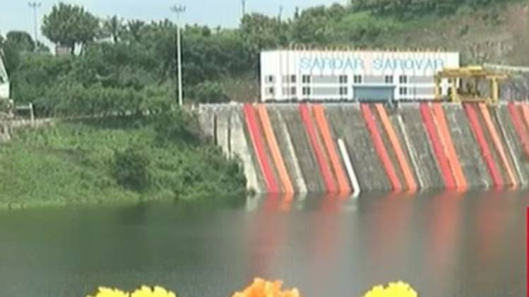 नॉनस्टॉप 100: आज देश को समर्पित होगा सरदार सरोवर बांध