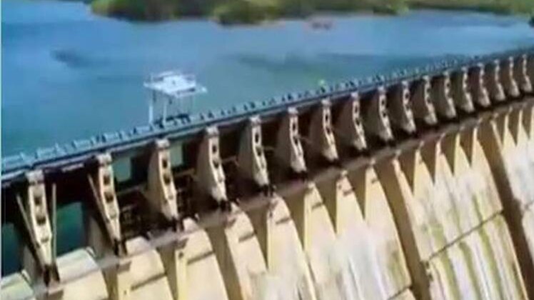 टॉप न्यूज: 10 मिनट में देखिए 50 बड़ी खबरें