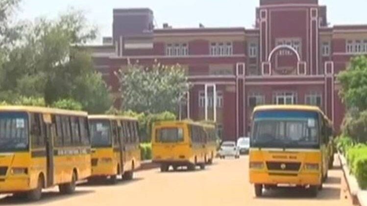 स्कूलों में बच्चों की जान सस्ती क्यों?