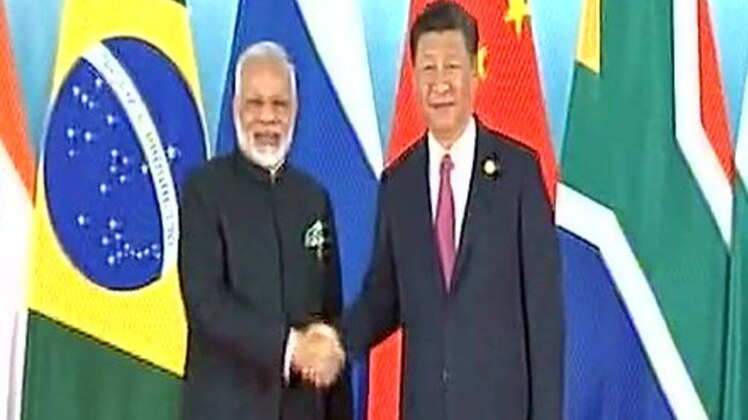 10 मिनट 50 खबरें