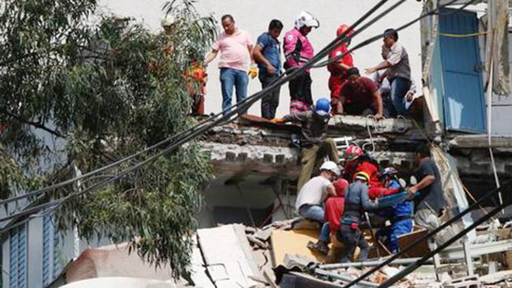 शतक आजतक