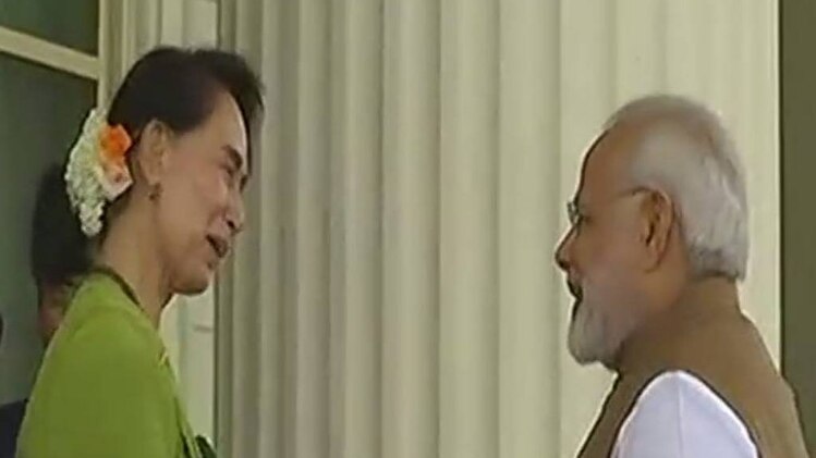 शतक आजतक