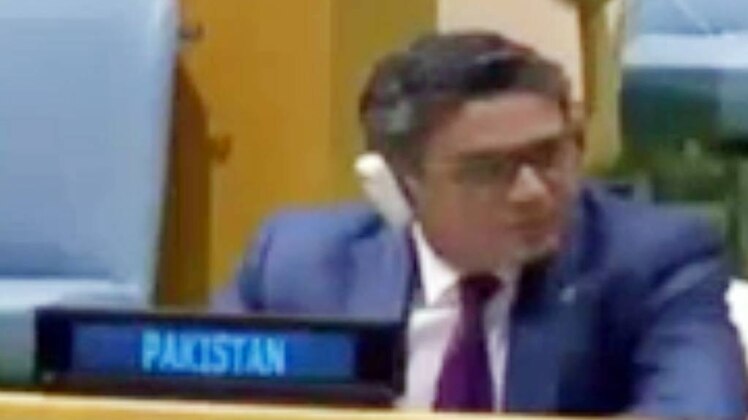 शतक आजतक