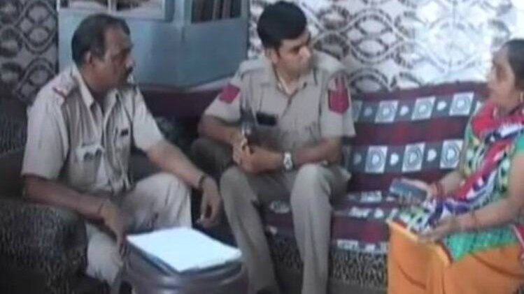 दिल्ली में आशीर्वाद गैंग का आतंक!