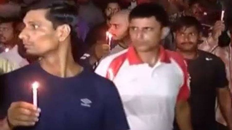 शतक आजतक में एक साथ देखिए सभी बड़ी खबरें