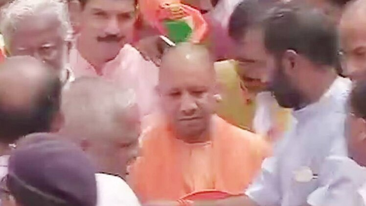 शतक आजतक