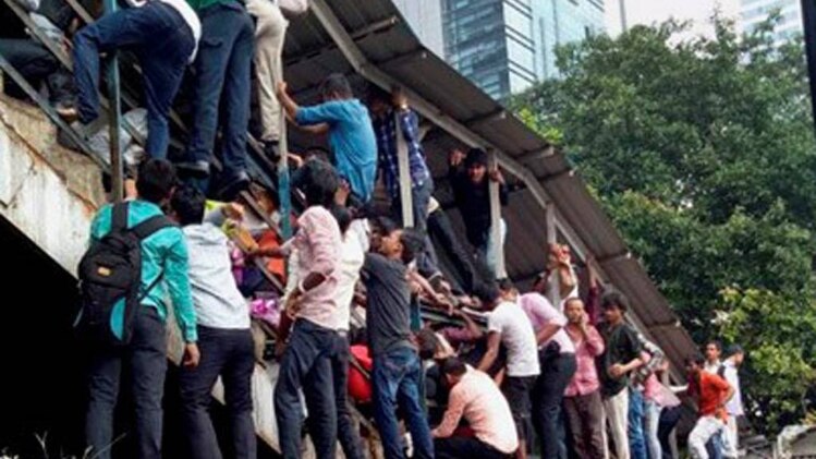 मुंबई एल्फिन्सटन हादसा