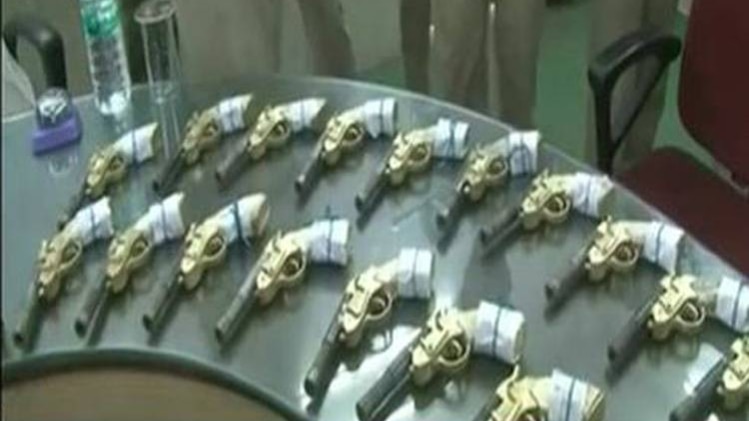 यूपी के मुरैना में हथियारों की खेप बरामद