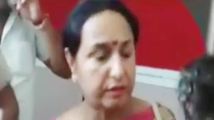 क्रांतिकारी बहुत क्रांतिकारी