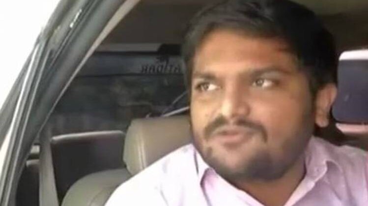 नॉनस्टॉप 100: हार्दिक पटेल ने कांग्रेस को दिया अल्टीमेटम