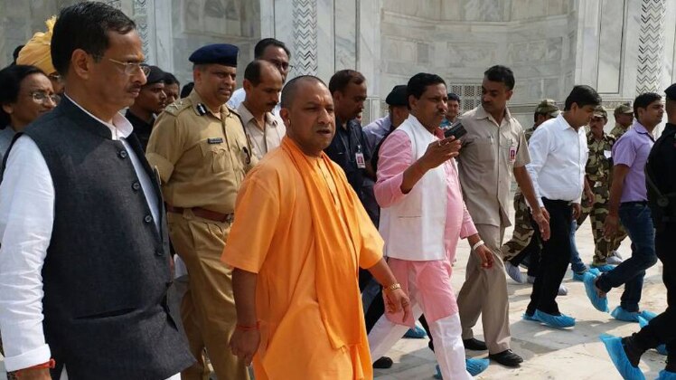 योगी आदित्यनाथ