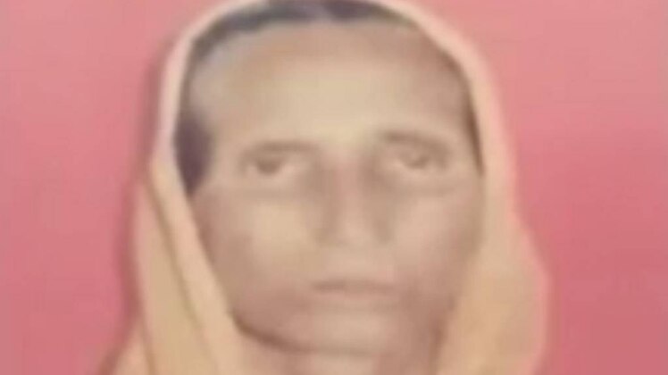भूख से महिला की मौत