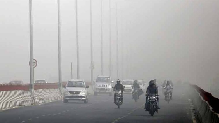 मौसम ने ली करवट