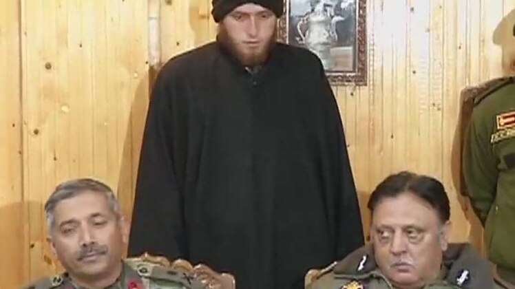 क्रांतिकारी बहुत क्रांतिकारी