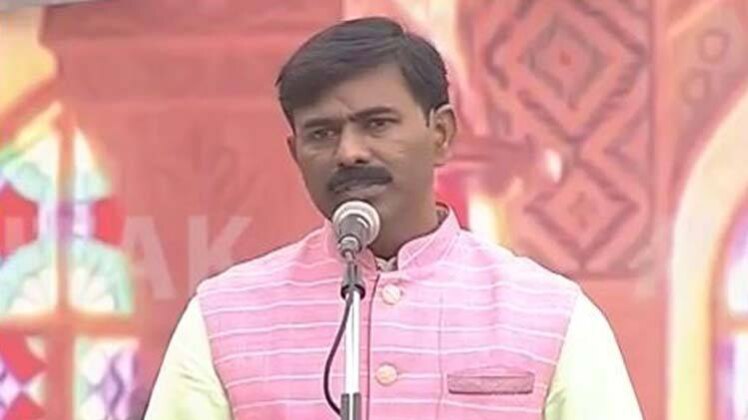 कवि निर्मल दर्शन