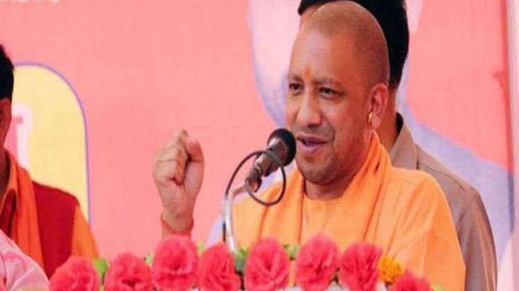 शतक आजतक: यूपी की सियासत के सिकंदर योगी!