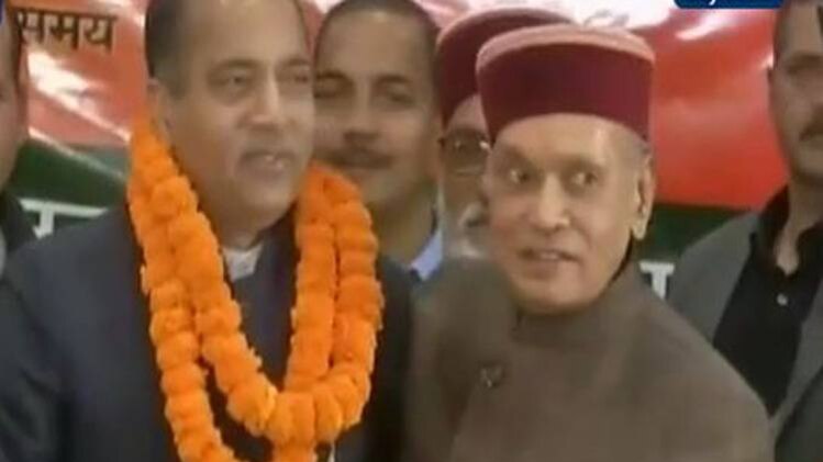 सीएम की रेस में नड्डा से आगे निकले जयराम ठाकुर