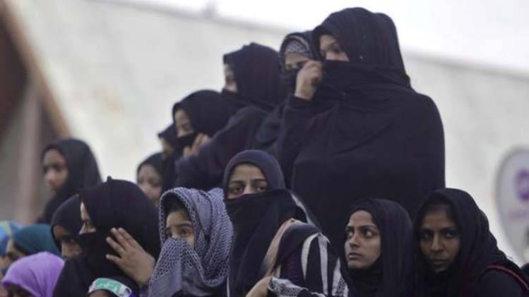 मुस्लिम महिलाओं के हक का सवाल (फोटो क्रेडिट-रॉयटर्स)
