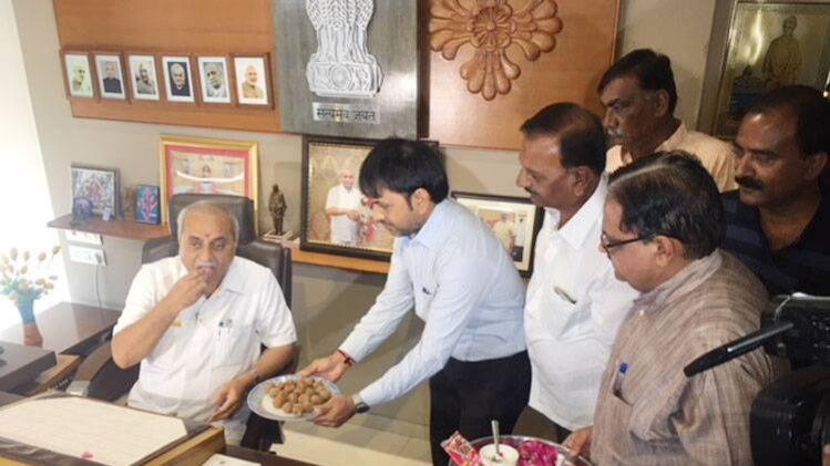 गुजरात के डिप्टी सीएम नितिन पटेल