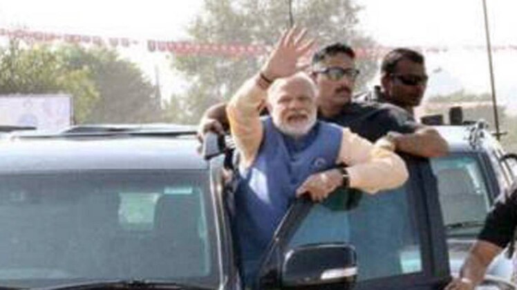 पीएम मोदी का रोड शो