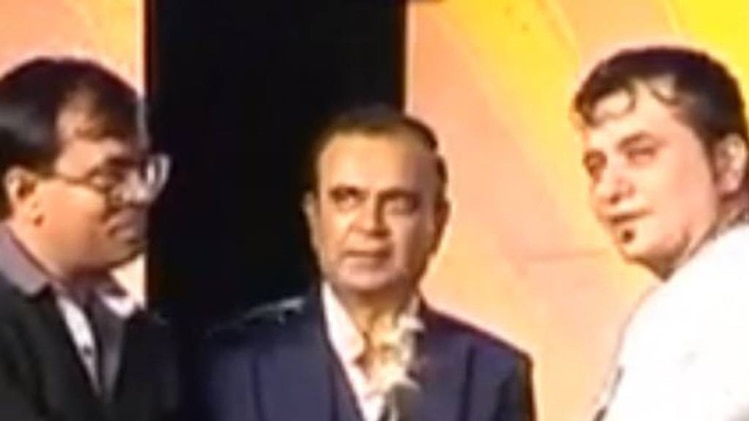 सास, बहू और बेटियां की टीम