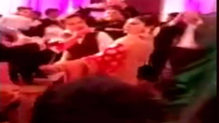 जब विराट की दुल्हनिया ने जमकर लगाए ठुमके