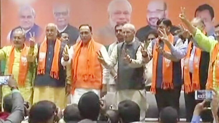 गुजरात का सीएम कौन?