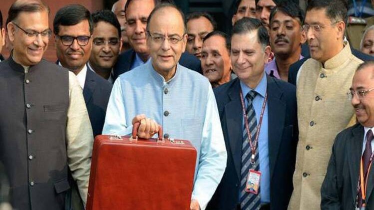 बजट में क्या टैक्स से मिलेगी राहत?