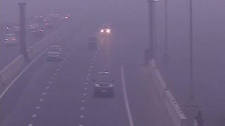 ठंड से कांपी दिल्ली, अभी और सताएगी जनवरी की सर्दी