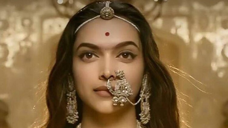 दीपिका पादुकोण