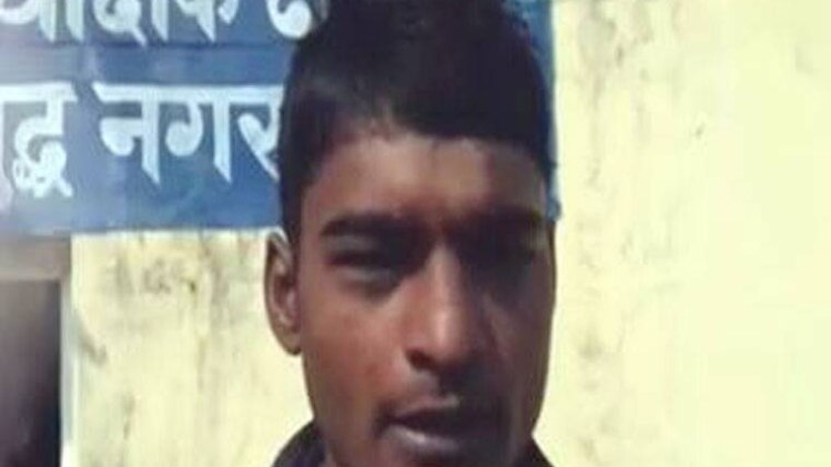 चोरी के शक में बुरी तरह पिटाई