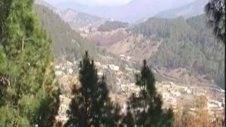 बर्फबारी के बिना जनवरी में सूने हैं पहाड़