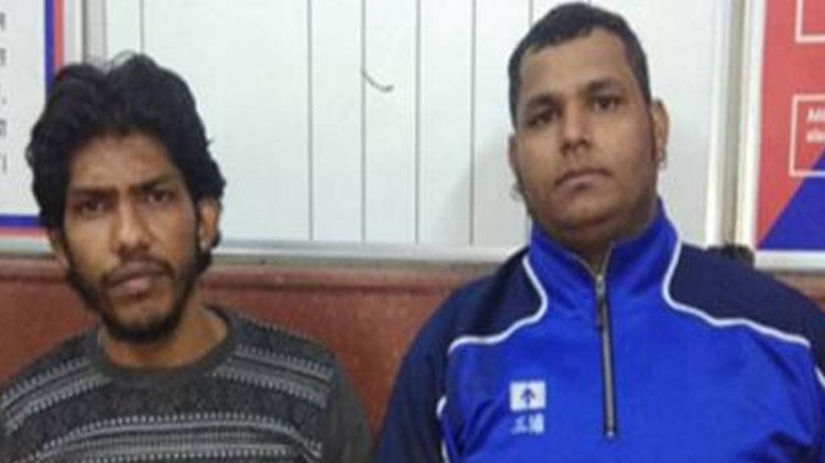 दिल्ली में हॉरर किलिंग: प्रेमी युगल को चाकू से गोद डाला