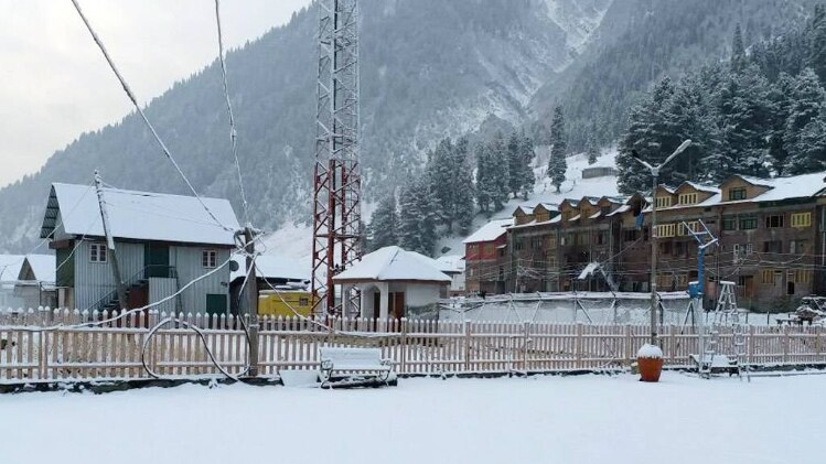 ठंड का  टॉर्चर