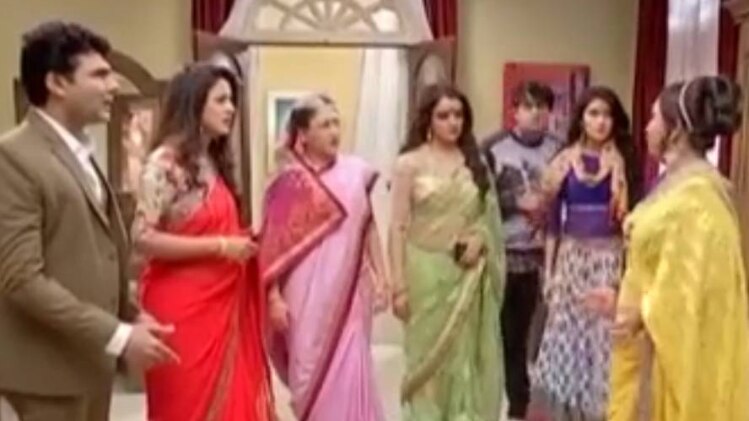 सास, बहू और बेटियां