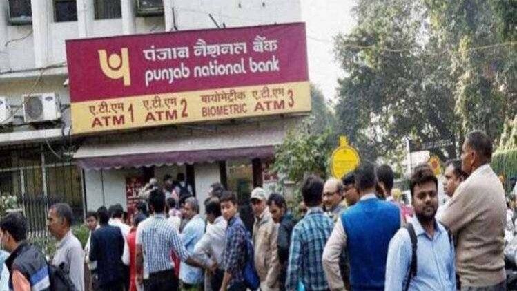 रईसों ने देश त्याग दिया, किसानों ने देह त्याग दिया