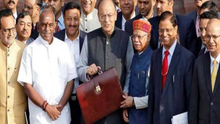 बजट में रेलवे को मिली 1 लाख 48 हजार करोड़ की सौगात