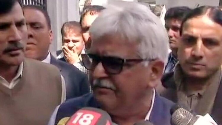 बदसलूकी करने वाले विधायक गिरफ्तार हों