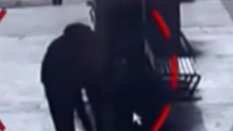 मुंबई में लड़की से छेड़छाड़