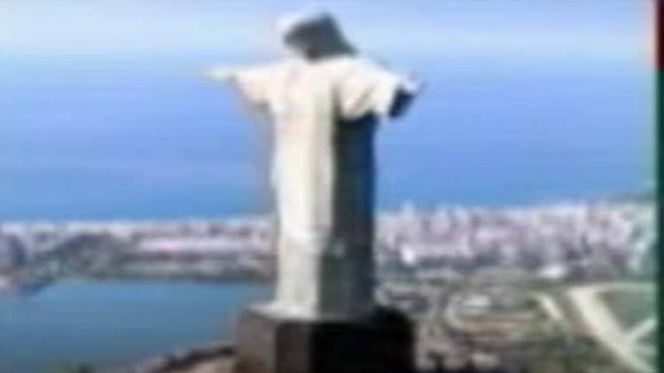 कुमकुम मैडम से जानिए क्राइस्ट द रिडीमर की खास बातें