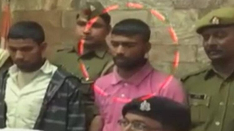 नौकरी के लिए बेटे ने की पिता की हत्या