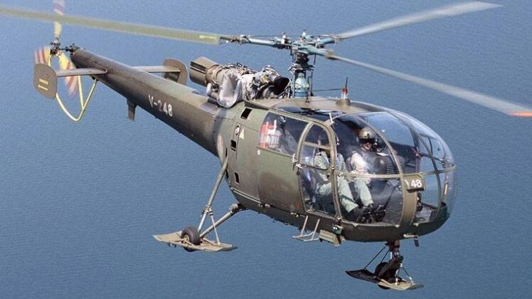 एलओसी के करीब देखा गया पाकिस्तानी विमान (फाइल फोटो)