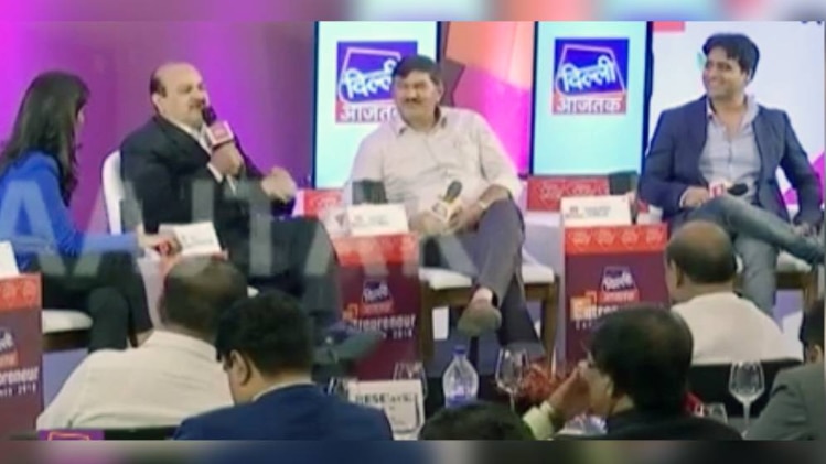 हाजी कमरुद्दी, सतीश देशवाल, डॉक्टर संजीव जुनेजा