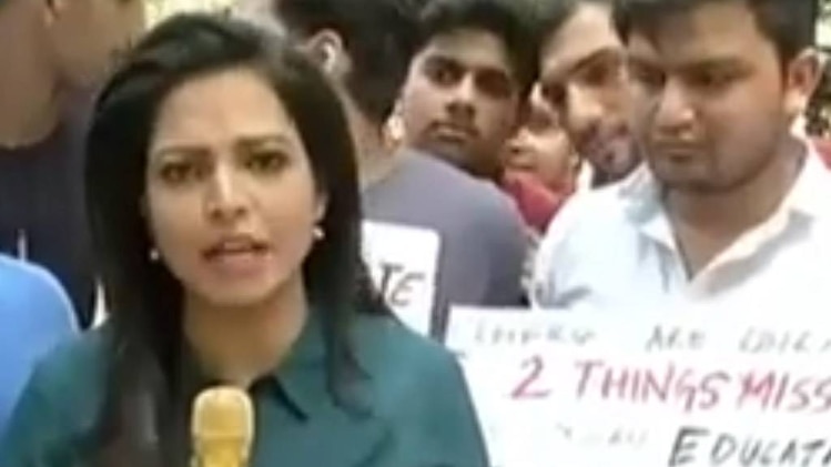 पेपर लीक पर छात्रों का जंतर मंतर पर प्रदर्शन