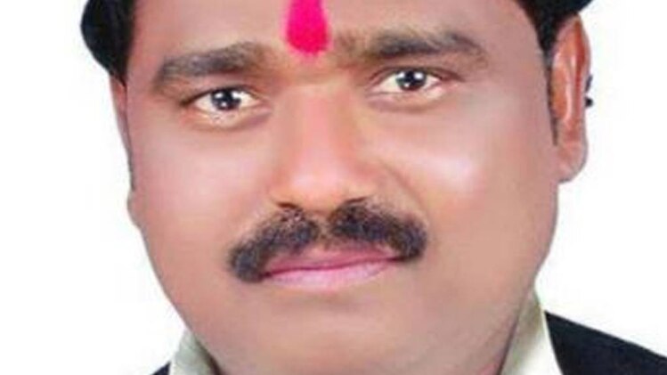 बीजेपी सांसद ने योगी के 'दलित प्रेम' को नकारा!