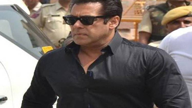 सलमान की सज़ा पर 10 वकीलों में बहस!