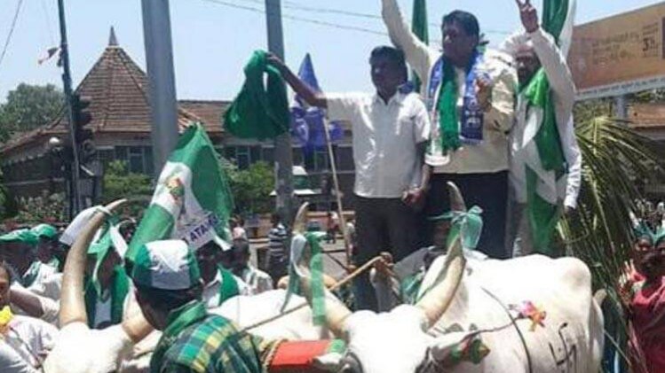 कर्नाटक चुनाव के रंग