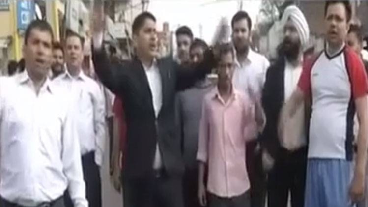 कठुआ कांड पर आक्रोश