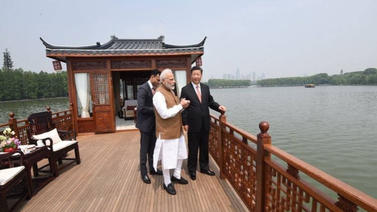 पीएम मोदी की कूटनीति की नौका